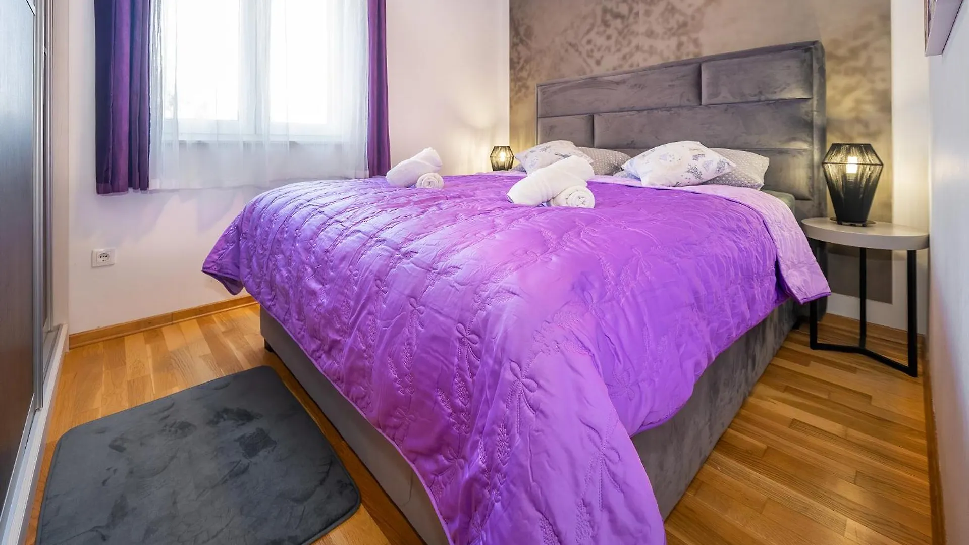 Apartment Giardin With Terrace Baska  Croatia